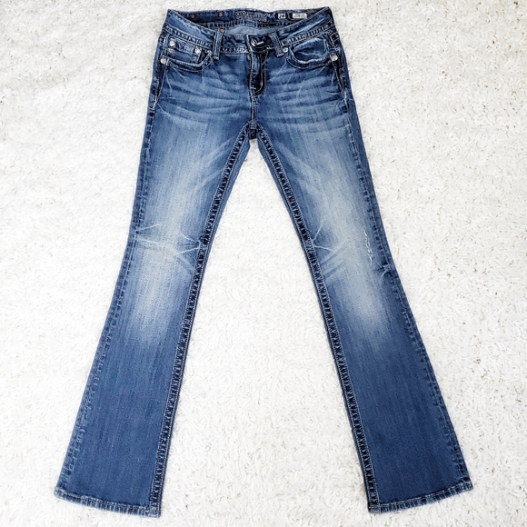 Miss Me Mid Rise Boot Cut Jean's. Size 28. - Picture 2 of 8